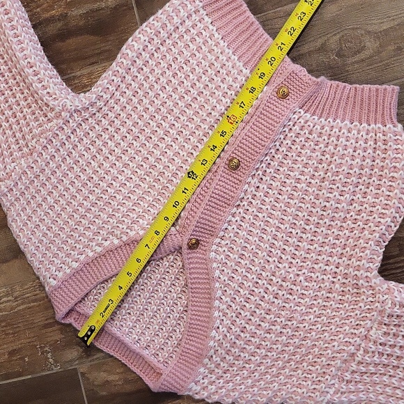 Shein Pink & White Oversized Button Front Knit Cardigan w/ Gold Buttons, XS - Picture 4 of 10